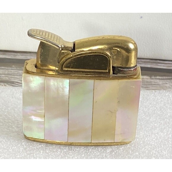 Vintage MOP Mother of Pearl Evans Cigarette Lighter - Picture 1 of 7
